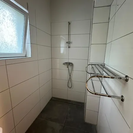 Modern Schwanenstadt Apartment